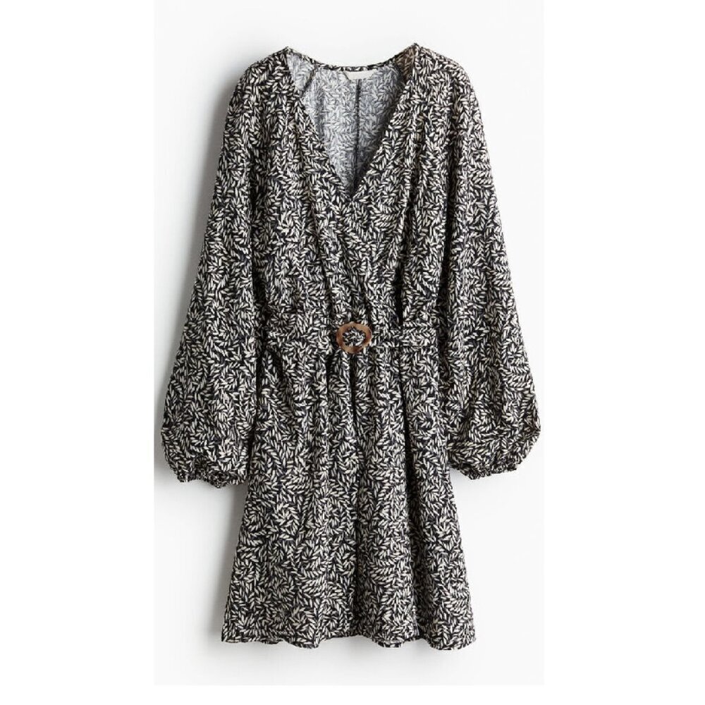 Like New H&Mβ Belted Dress Size XL